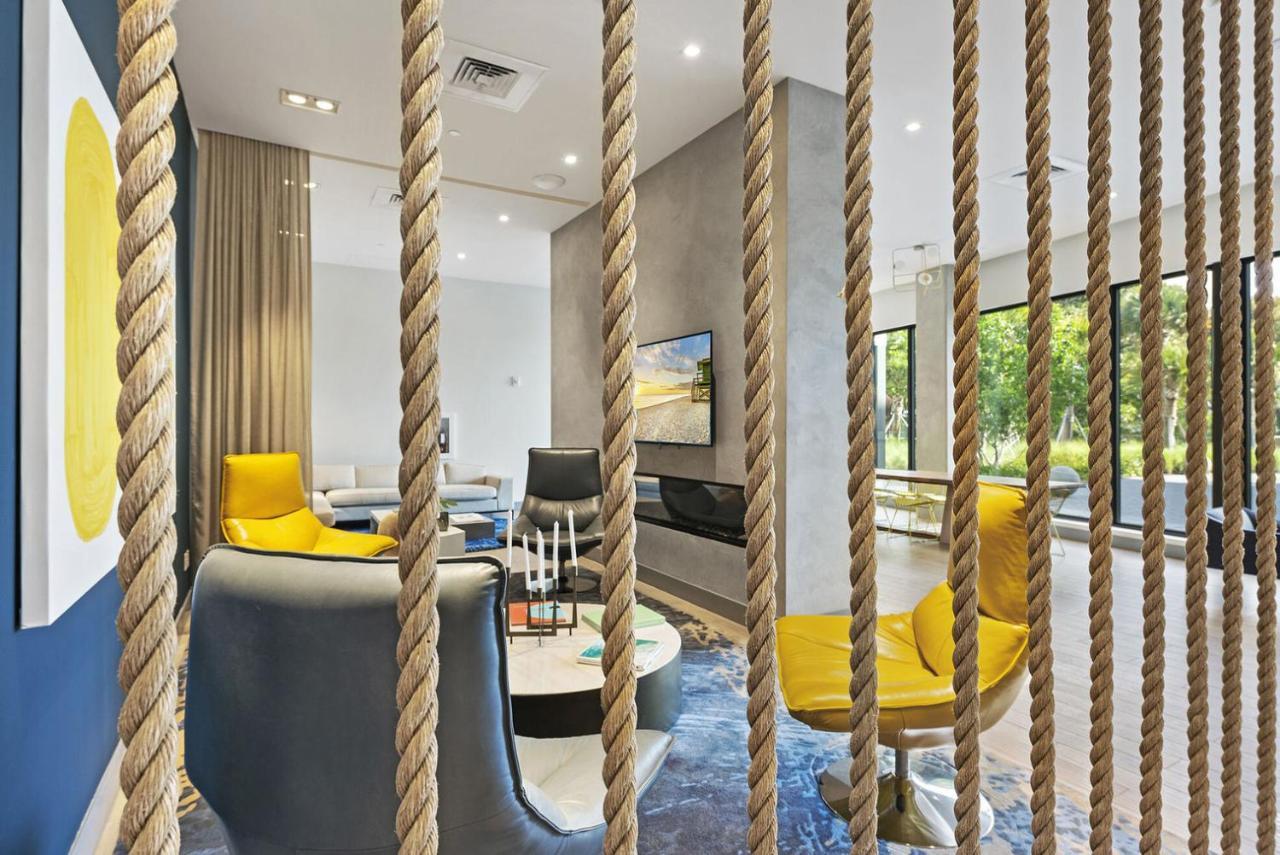 Upper East Side 1br W Gym Pool Wd Nr Mimo Mia-27 *