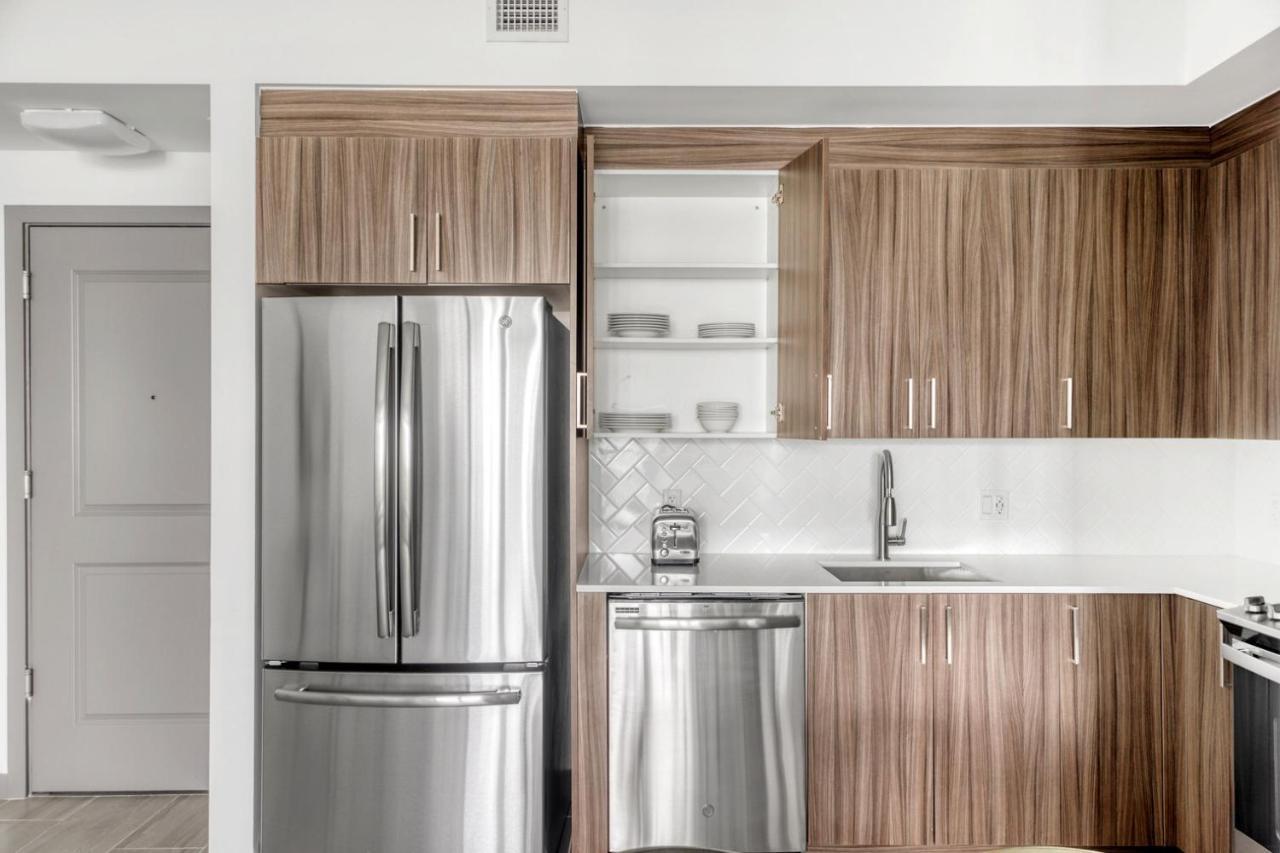 Upper East Side 1br W Gym Pool Wd Nr Mimo Mia-27